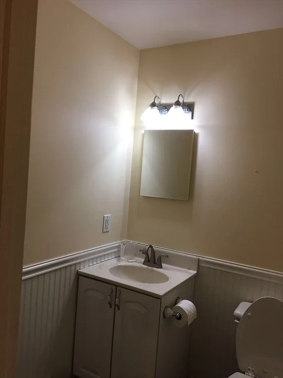 37 Glen Ave, Chelmsford