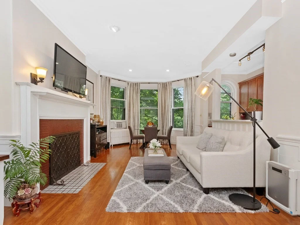 340 Tappan St, Aspinwall Hill