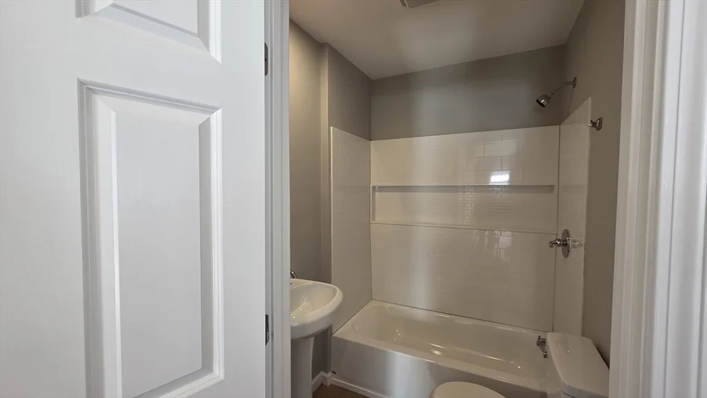 31 Hicks St, New Bedford