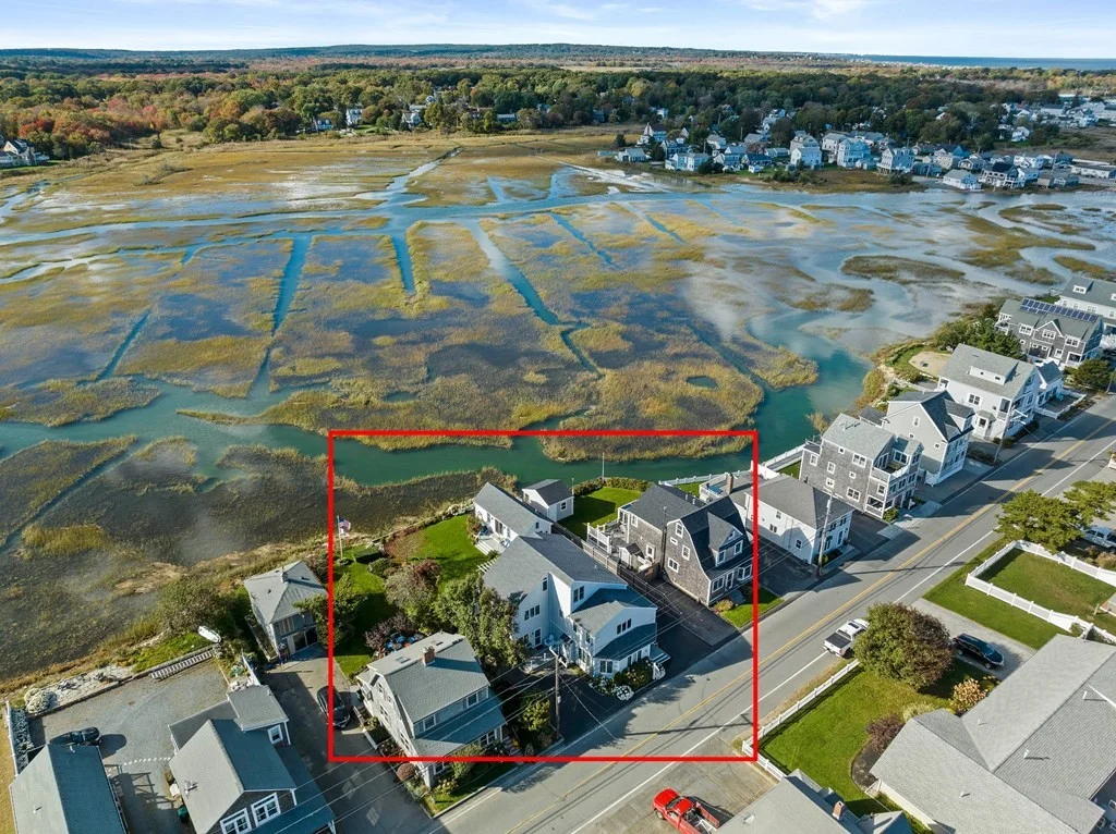 99 Bay Avenue (Weekly Summer Rent, Green Harbor