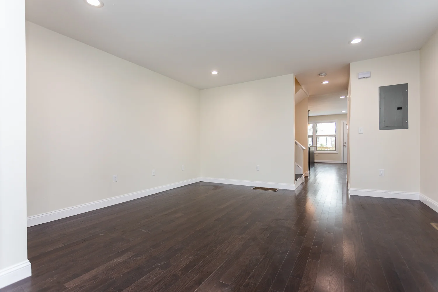 478 Fulton St, Medford