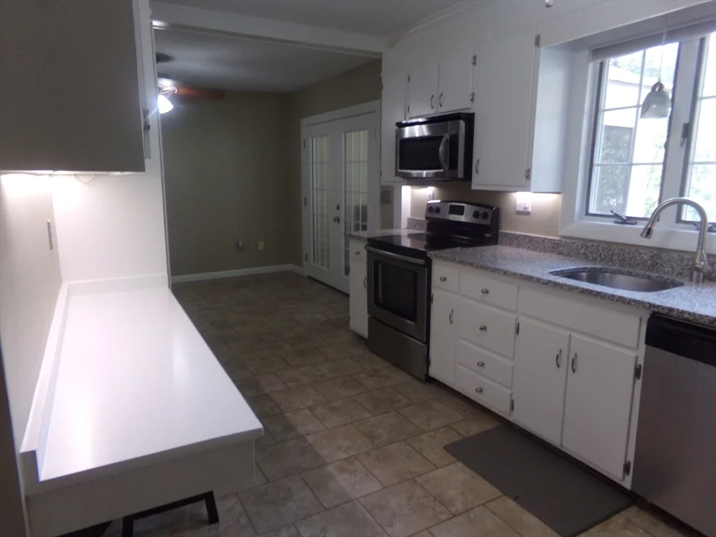 162 Middlesex Ave, Wilmington