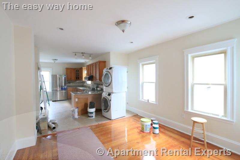 14 Bay State Ave, Davis Square