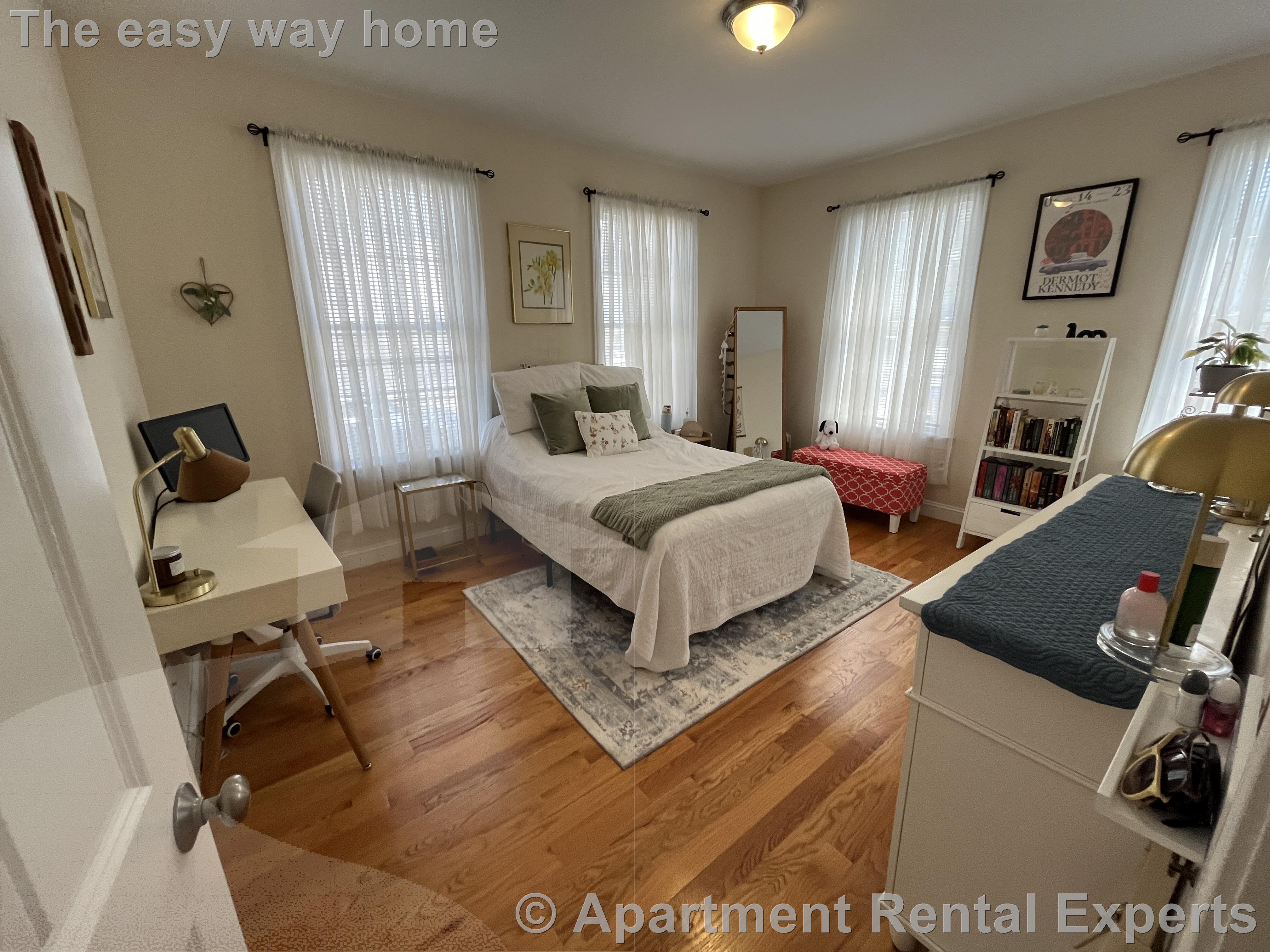 14 Flint St, East Somerville