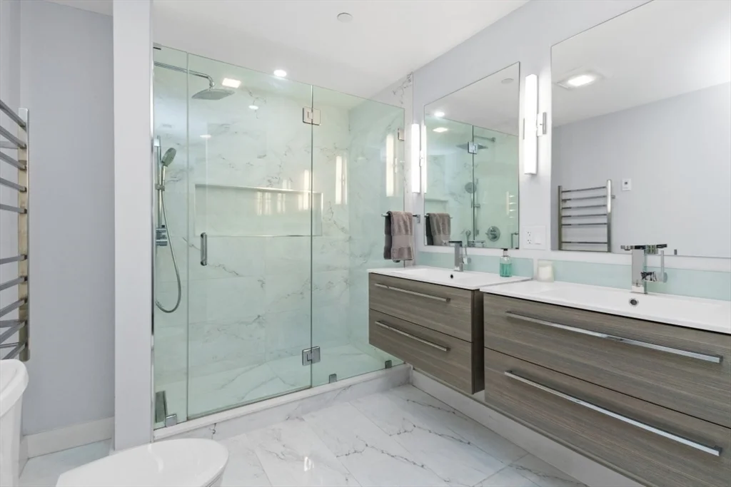 199 Coolidge Ave, East Watertown