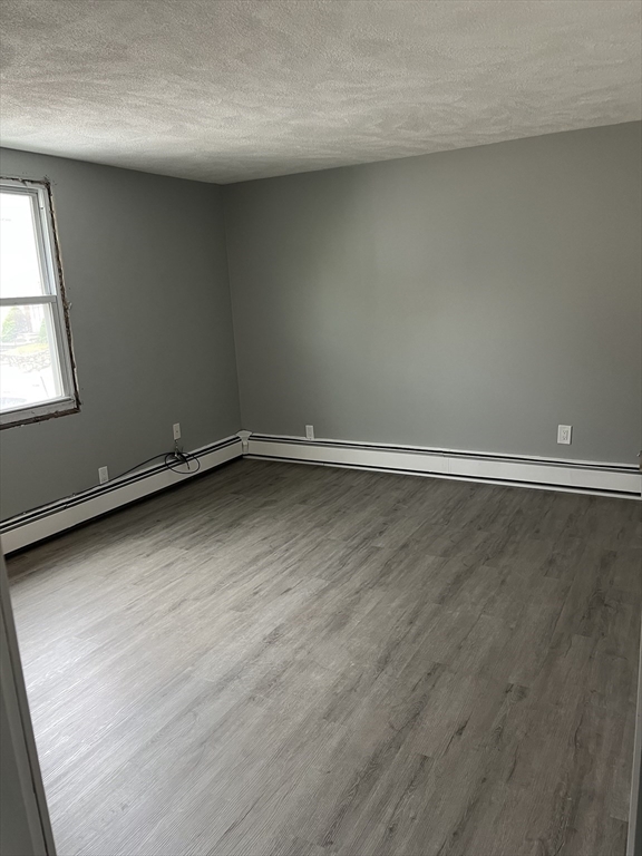 178 Springvale Av, Everett