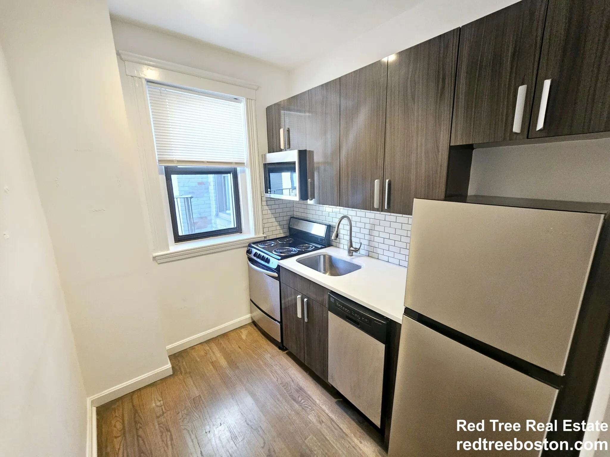 11 Peterborough St, Fenway