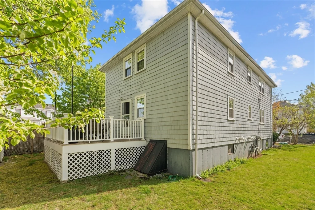 182 Safford St, Quincy