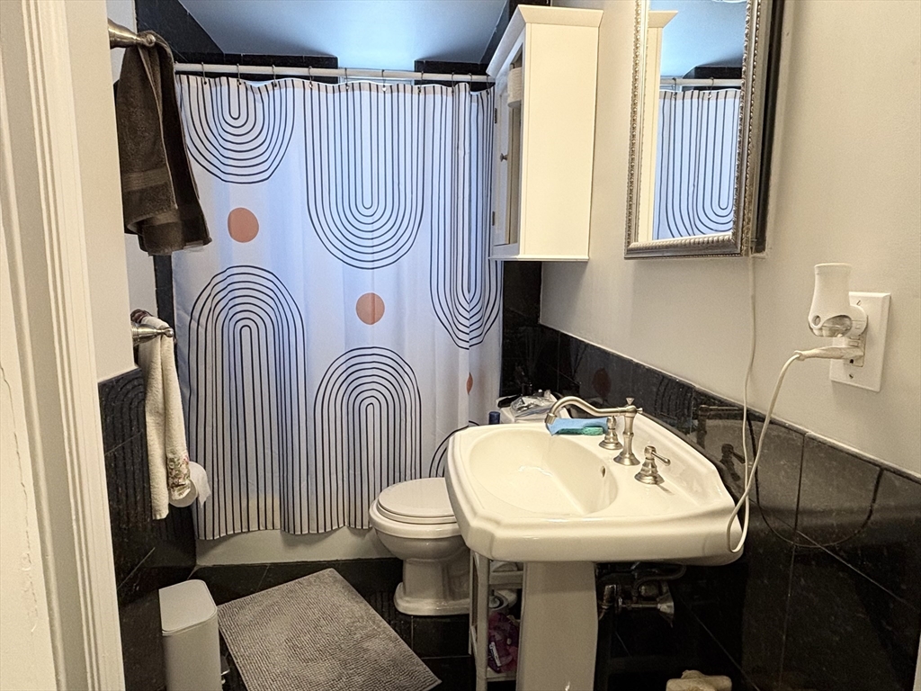 132 Saint Mary's St, Fenway