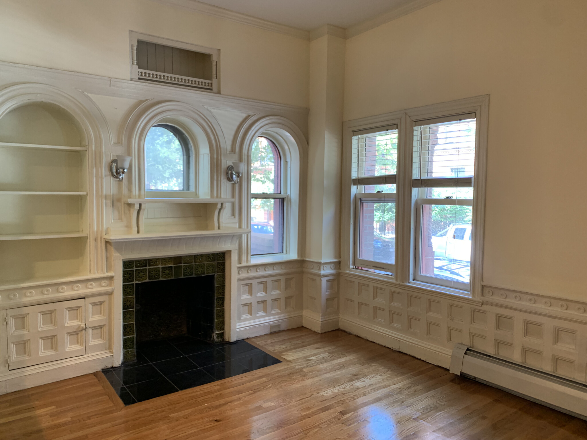 195 Commonwealth Ave, Back Bay