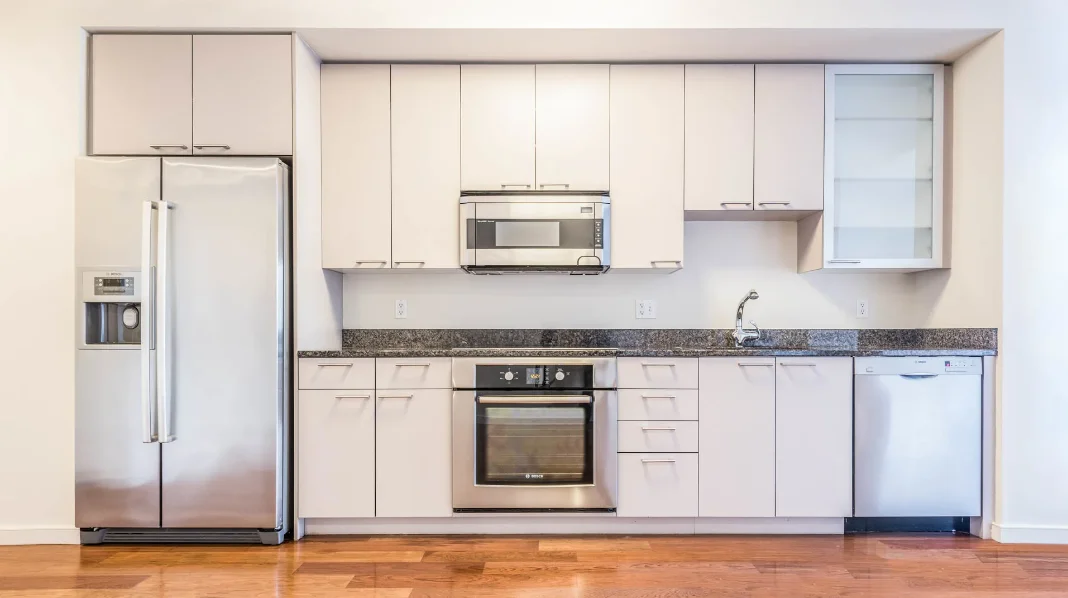 101 Canal St, West End