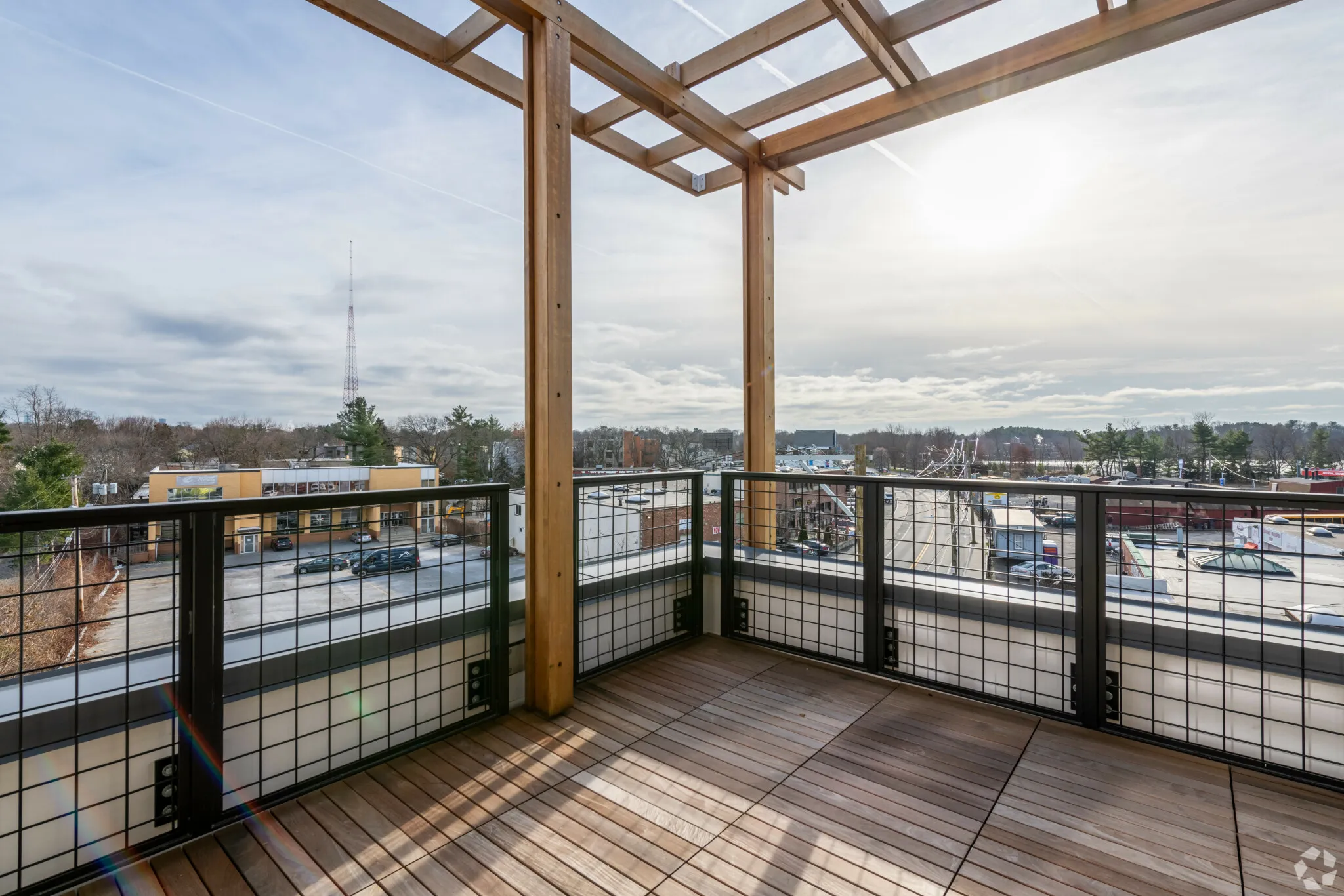 77 New St, Neighborhood Nine