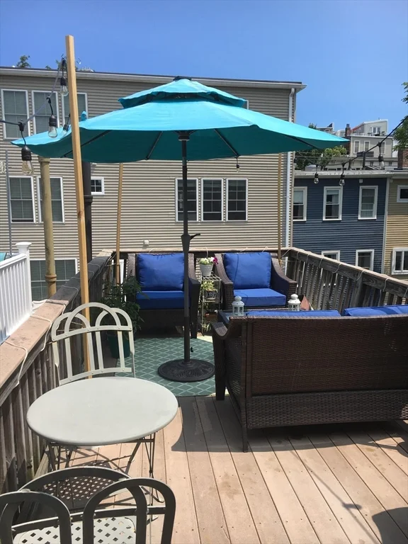 109 Bartlett St, Charlestown