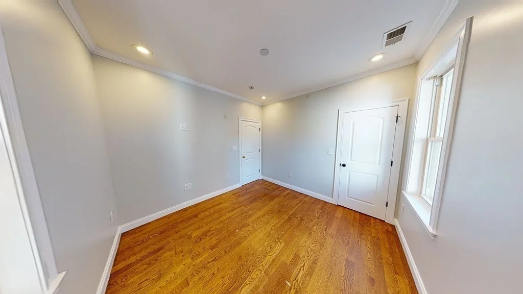 27 Chestnut Ave, Jamaica Plain