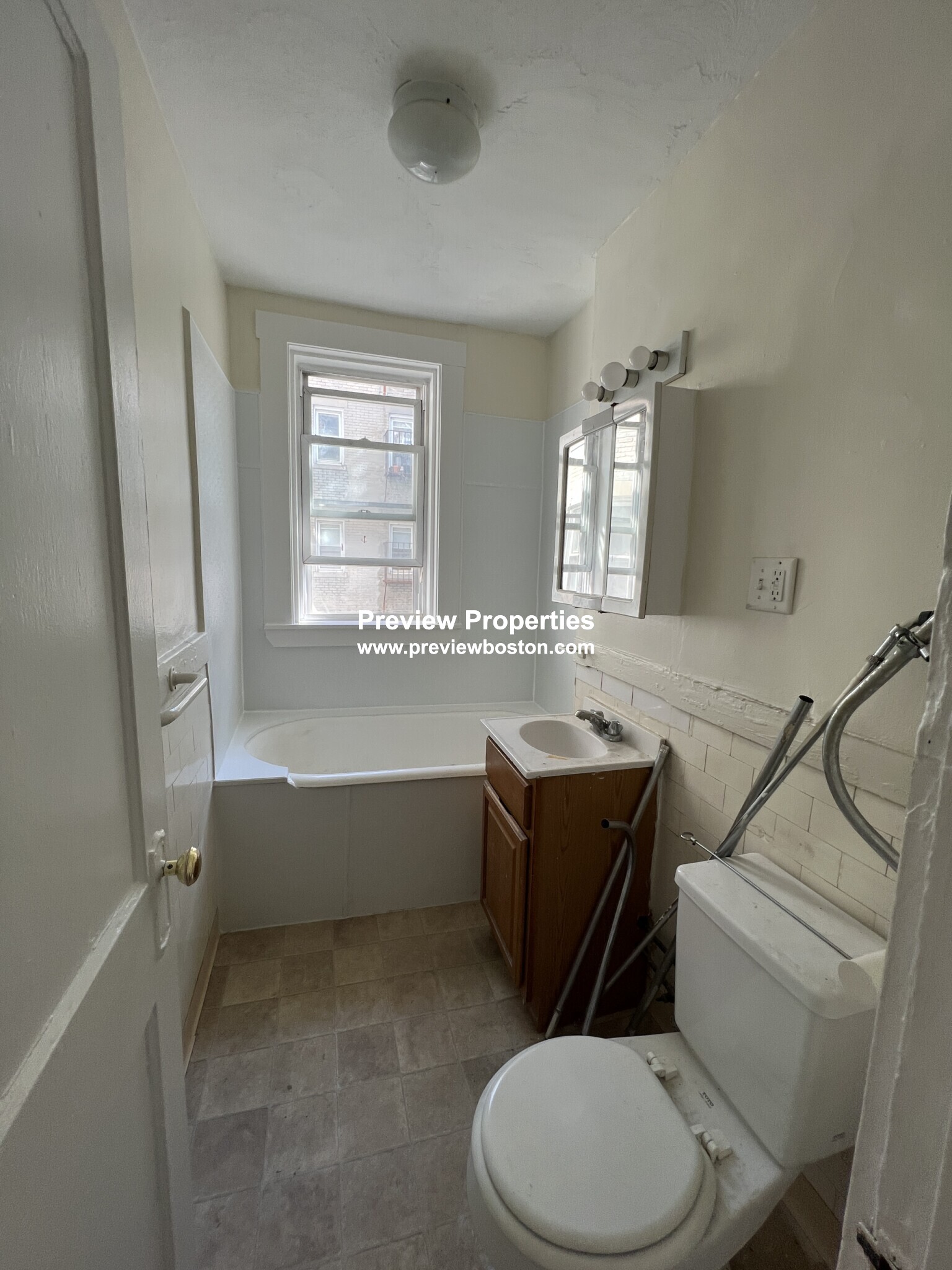 1175 Boylston St, Fenway