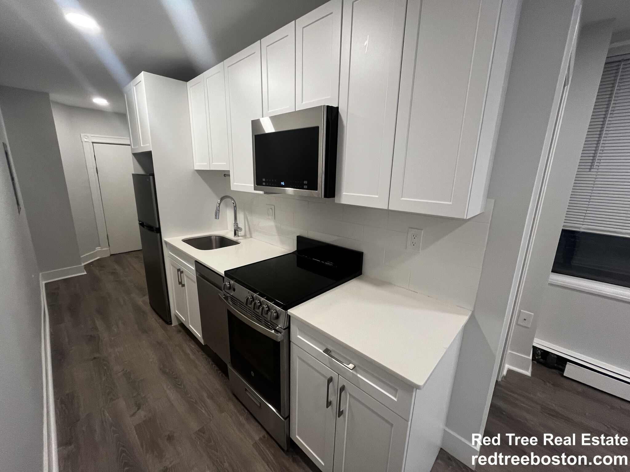 19 Peterborough St, Fenway