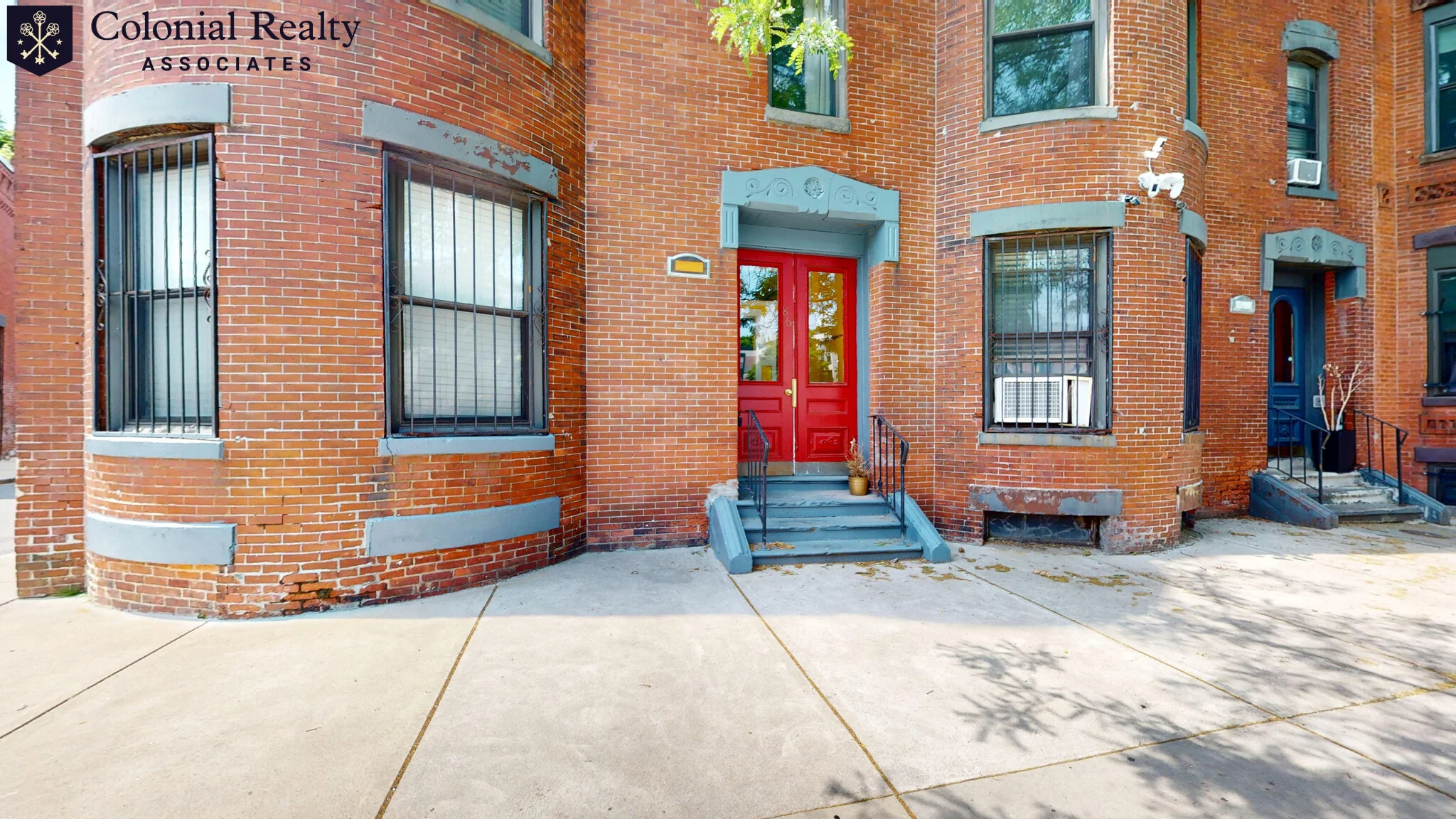 86 Hammond St, Roxbury