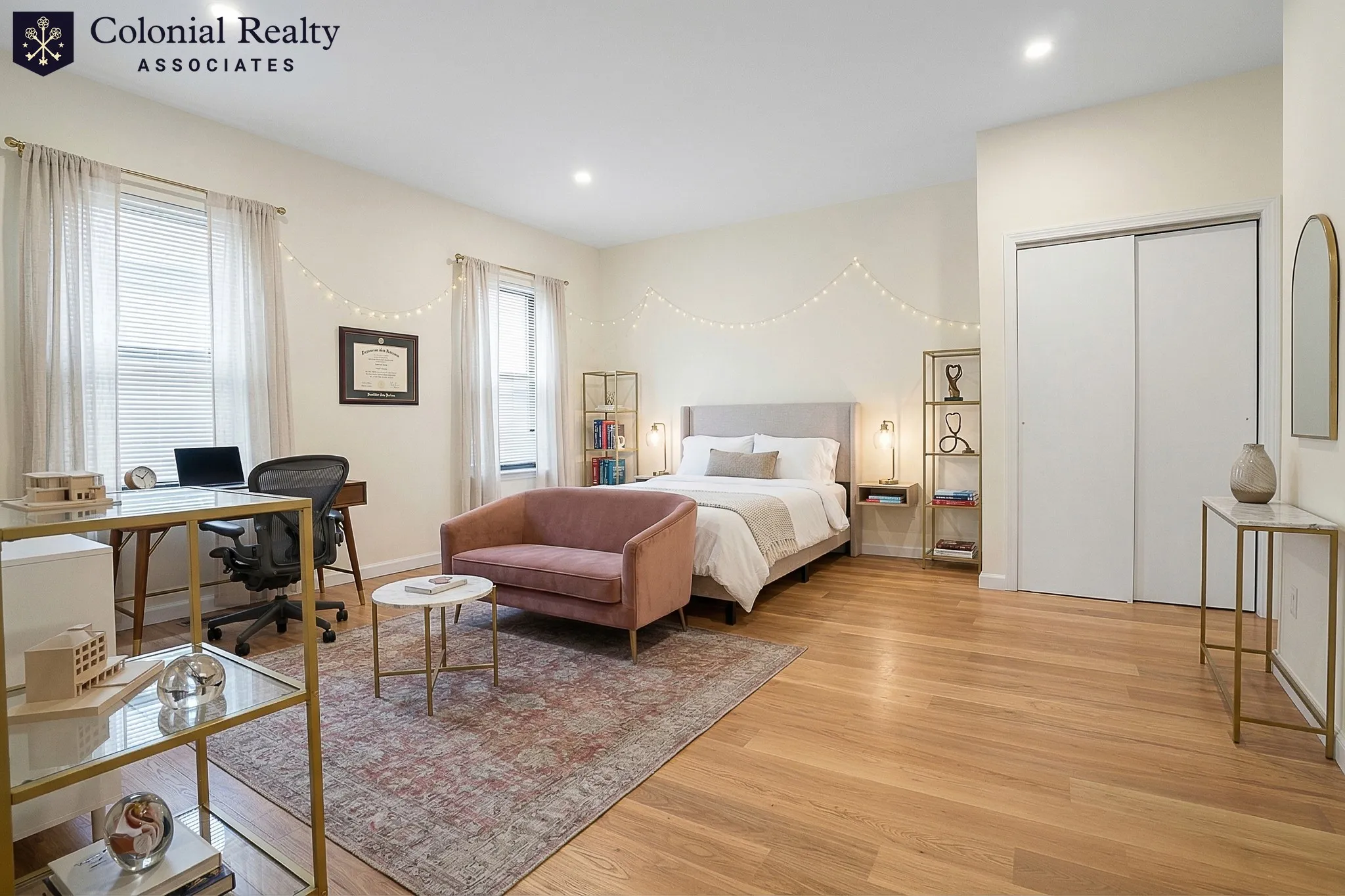 551 Massachusetts Ave, Roxbury