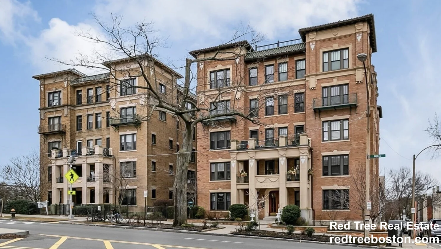 452 Park Dr, Fenway
