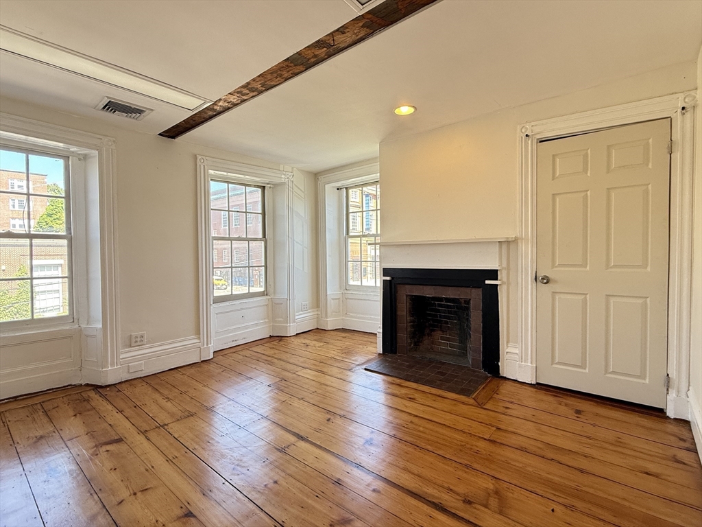 23 Forest St ,, Medford