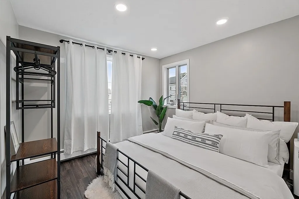 4 Northern Blvd, Plum Island