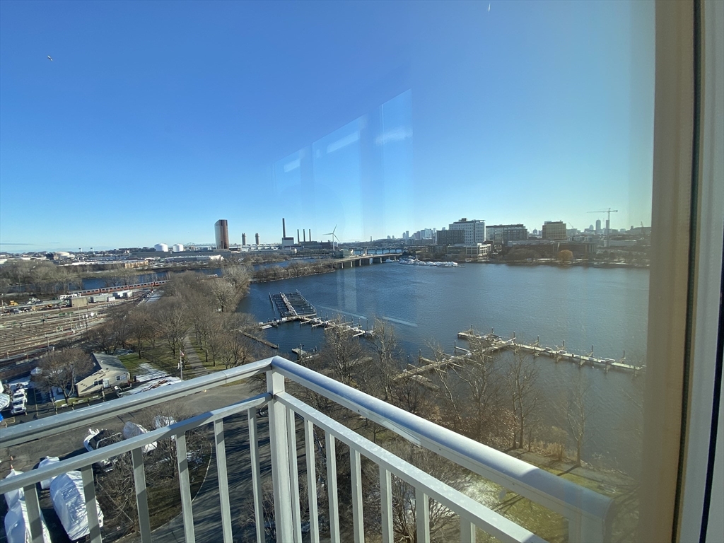 100 Station Landing, Medford