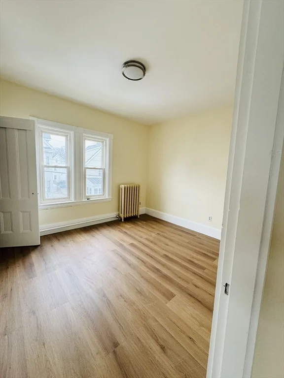 111 Walnut St, Everett