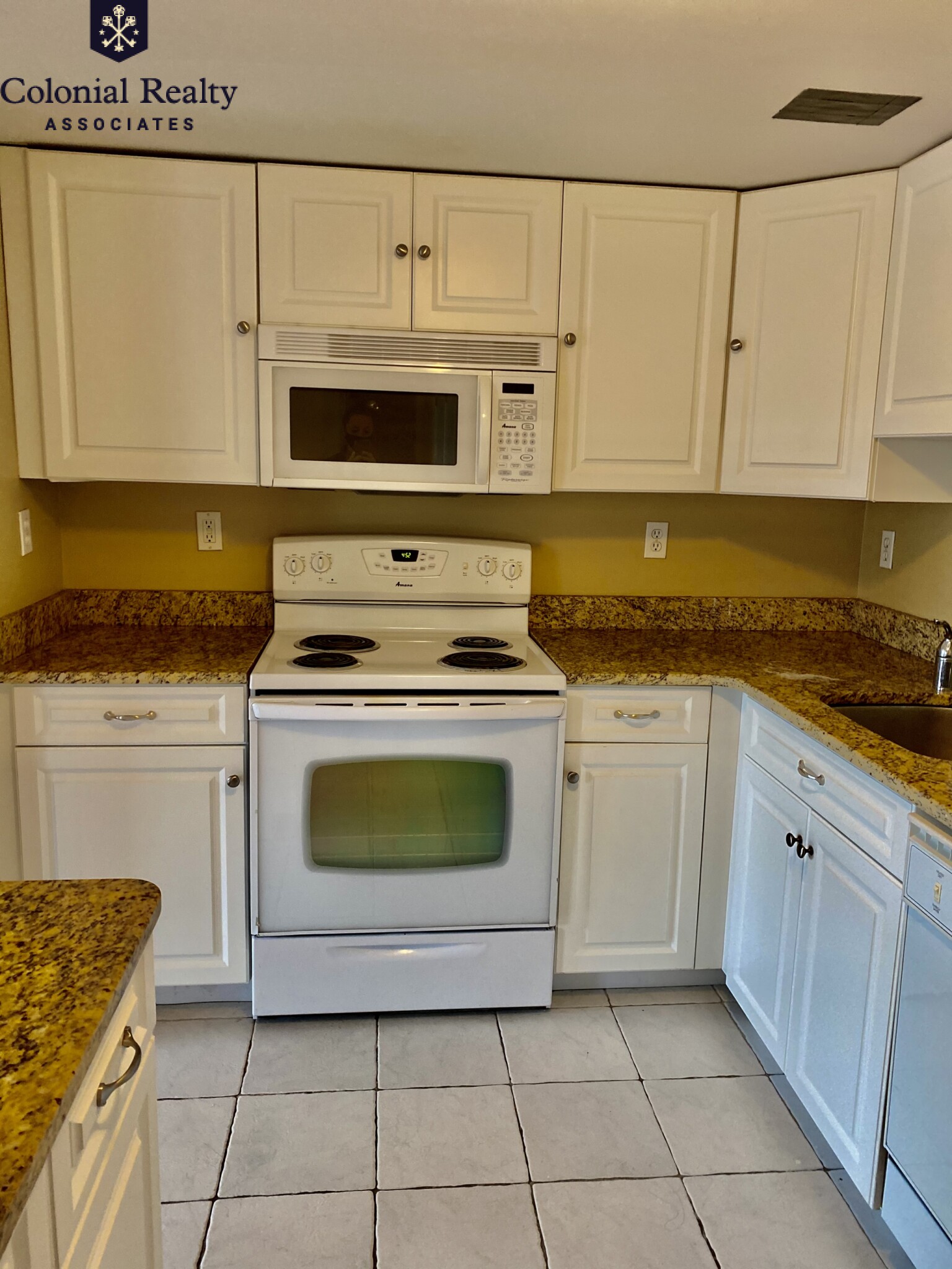 87 Brainerd Rd, Allston