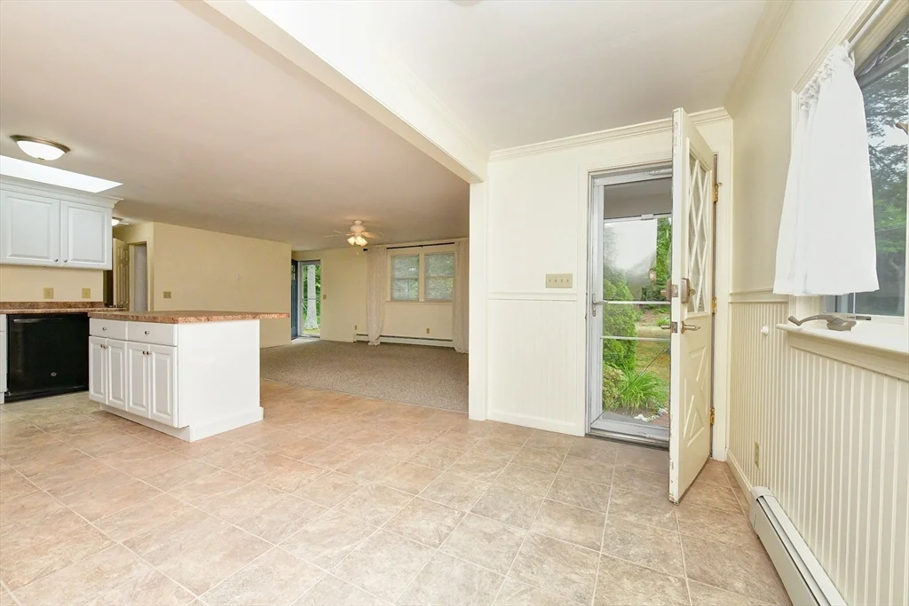 49 Chase Rd, East Sandwich