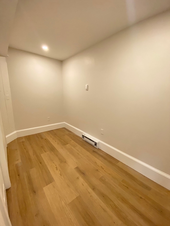 7 Kenney, Jamaica Plain