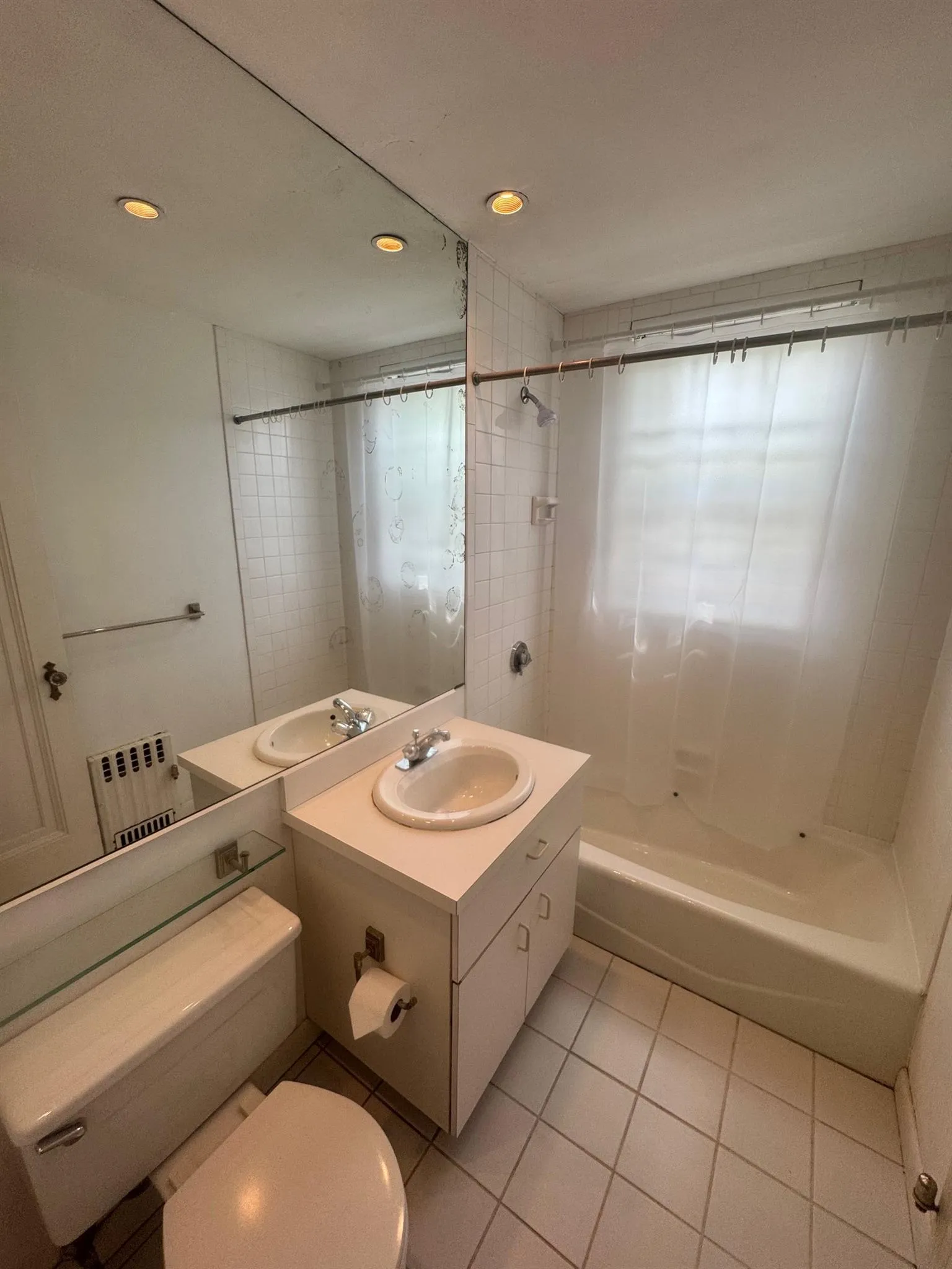 77 Martin St, Neighborhood Nine