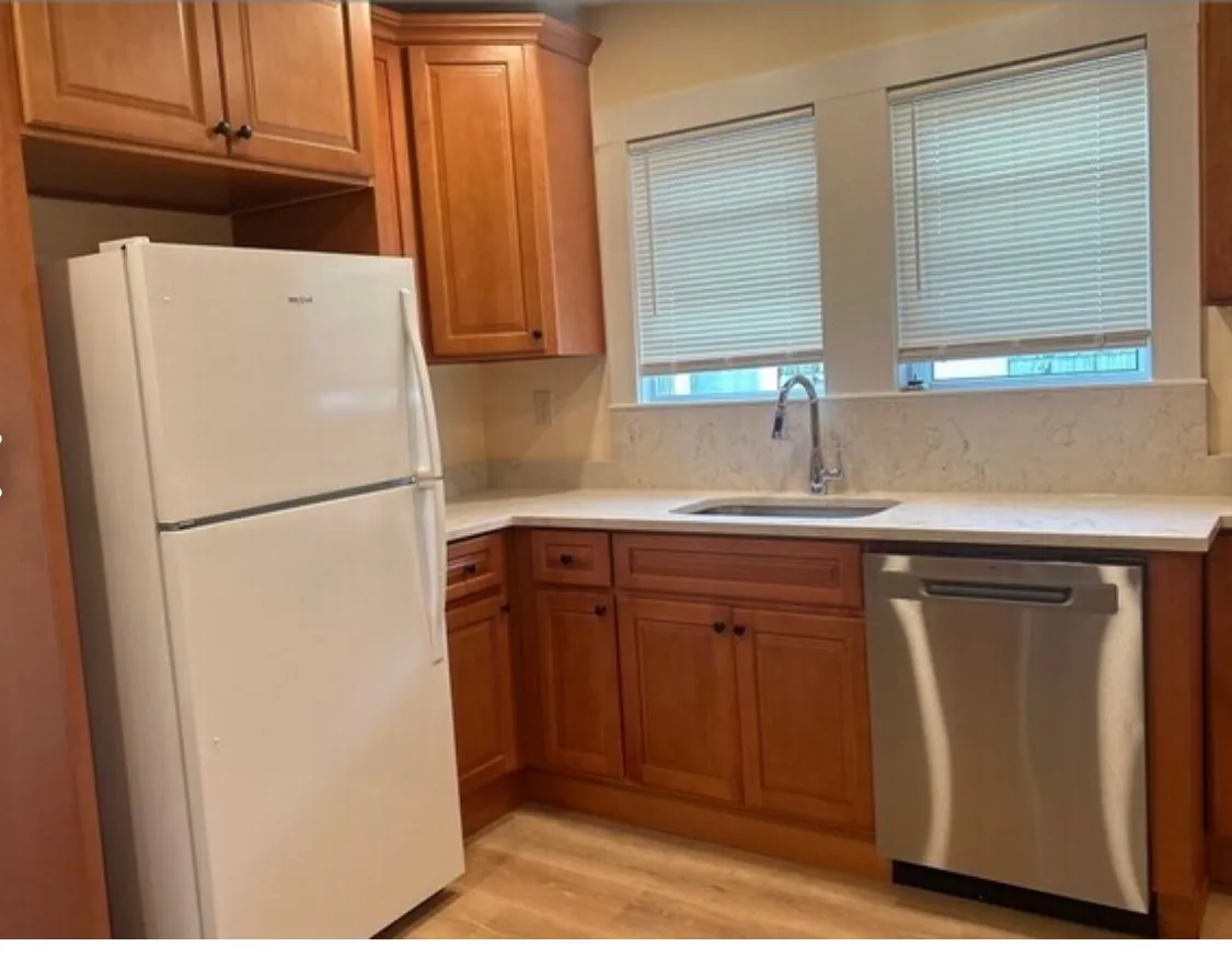 34 Stellman Rd, Roslindale