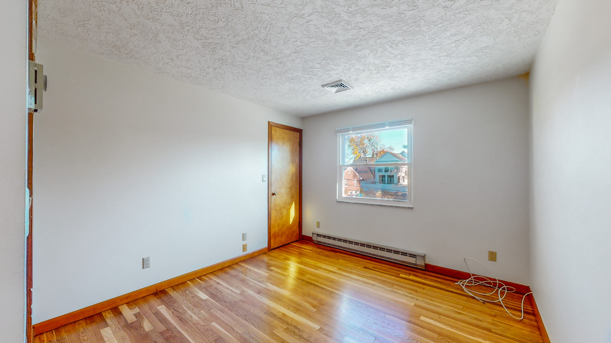 3 bed, 2 bath apartment for rent at 21 Ashmont Rd, Nonantum — photo 13 of 24
