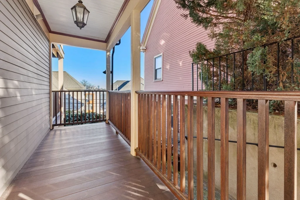 60 Sheridan St, Jamaica Plain