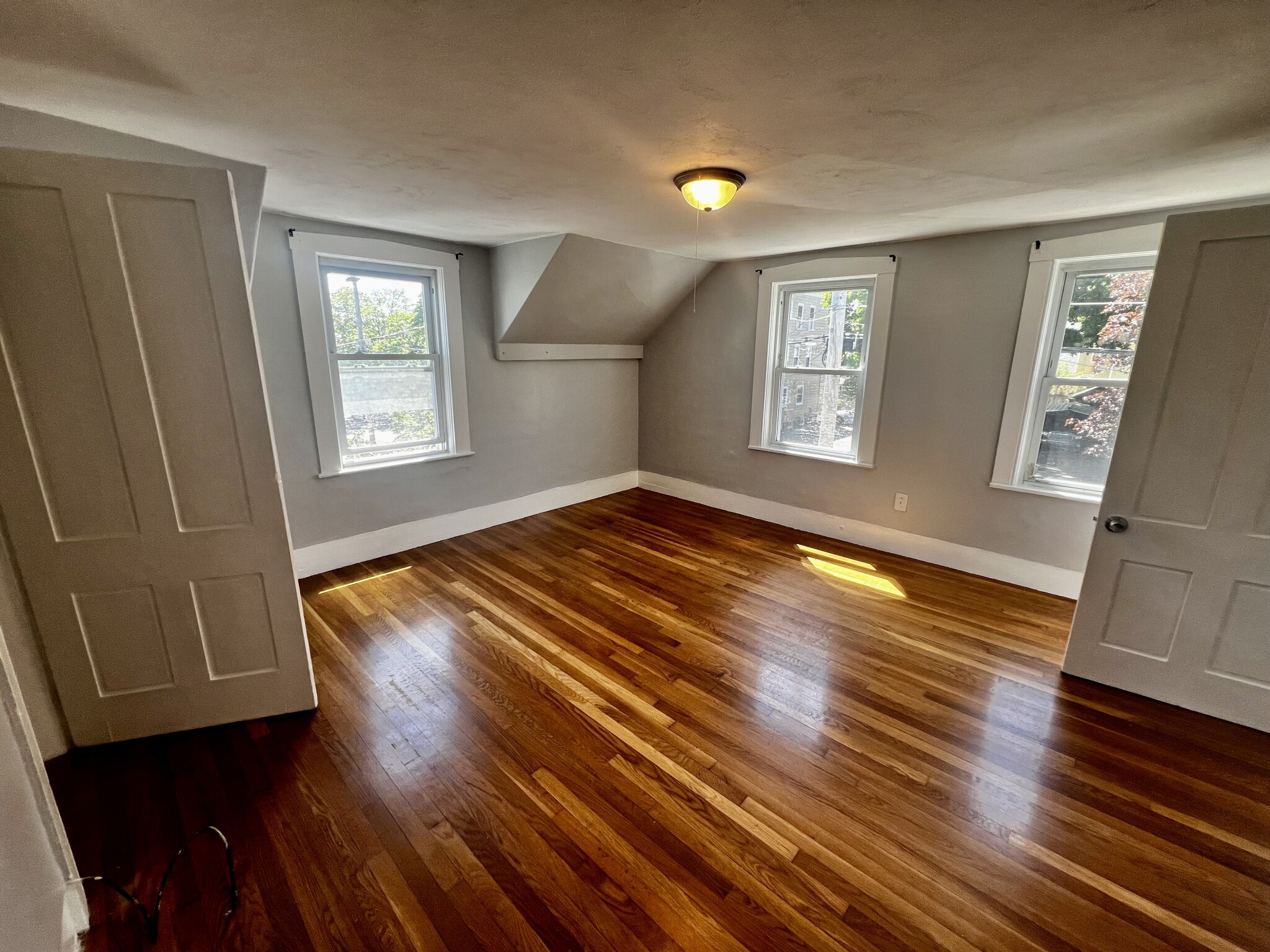 93 Grove St, West Lynn