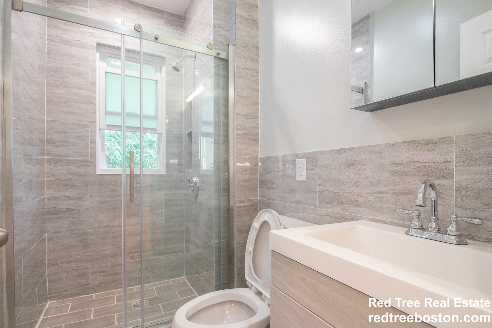 164 Hyde Park Ave, Jamaica Plain