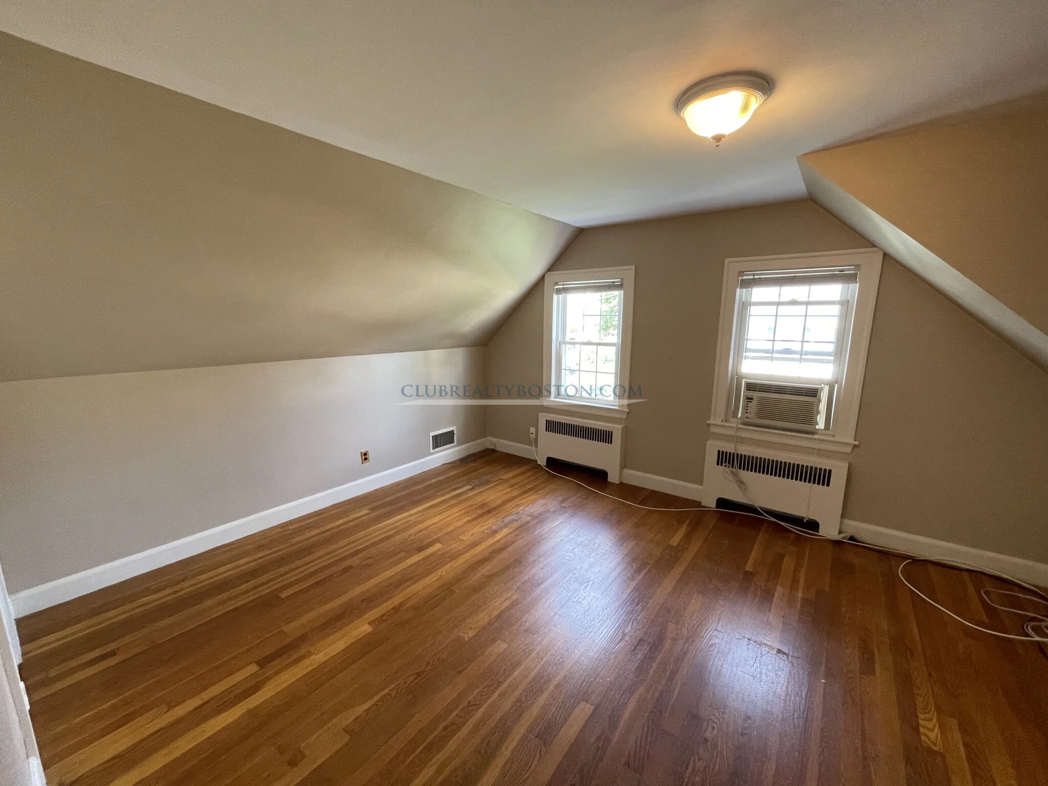 49 Beal Rd, Warrendale