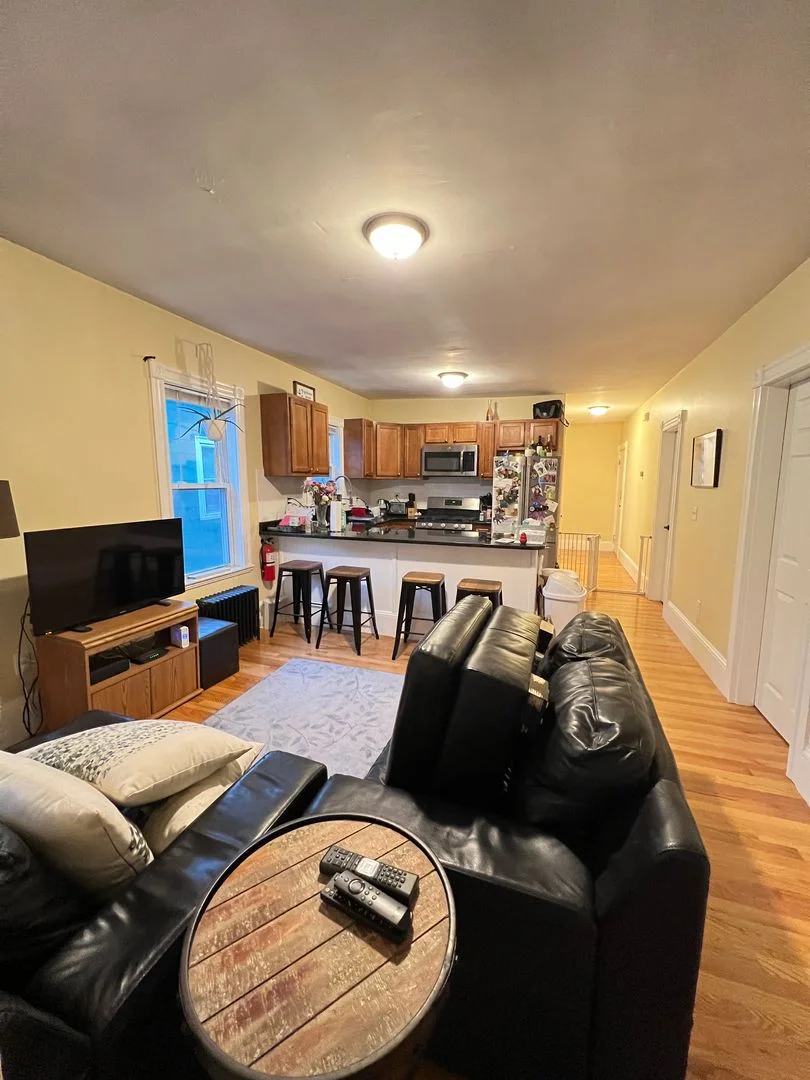 44 Gorham St, Davis Square