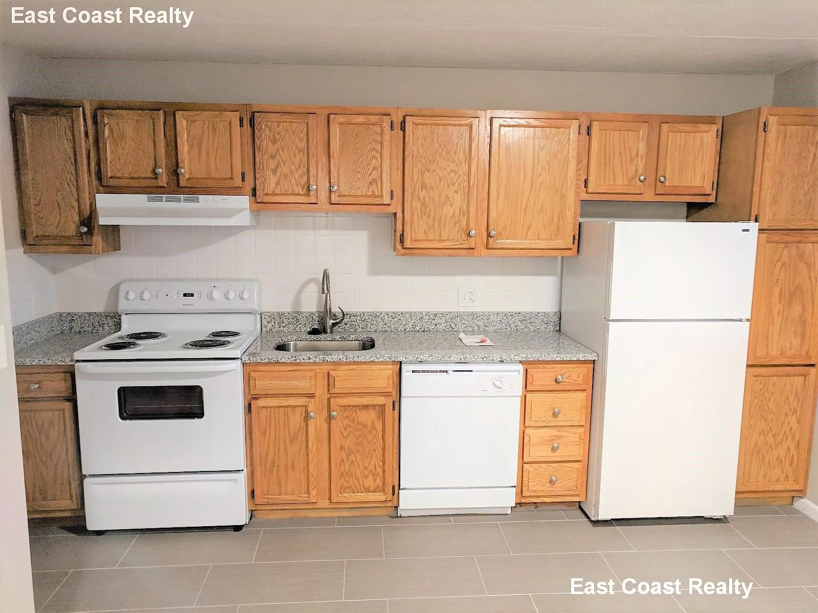 12 Cottage Ct, Nonantum