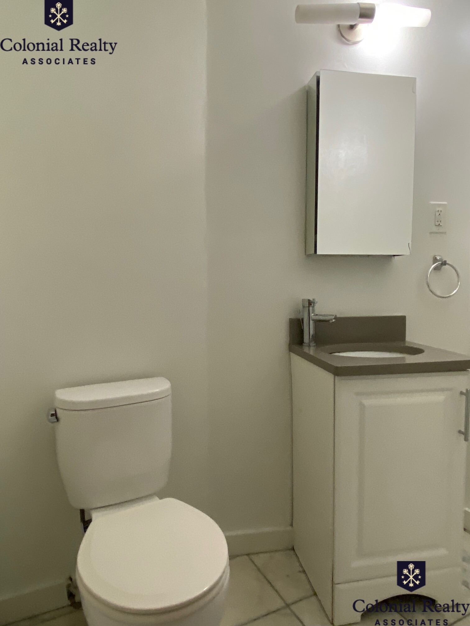 92 Charles St, Beacon Hill