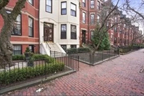 296 Marlborough, Back Bay