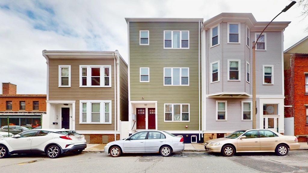 61 Havre St, East Boston