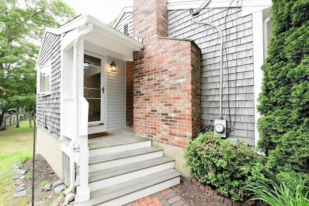 49 Chase Rd, East Sandwich