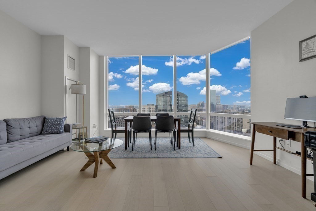 1 Franklin St, Midtown