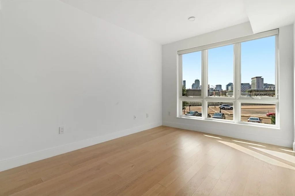 20 W 5th, South Boston