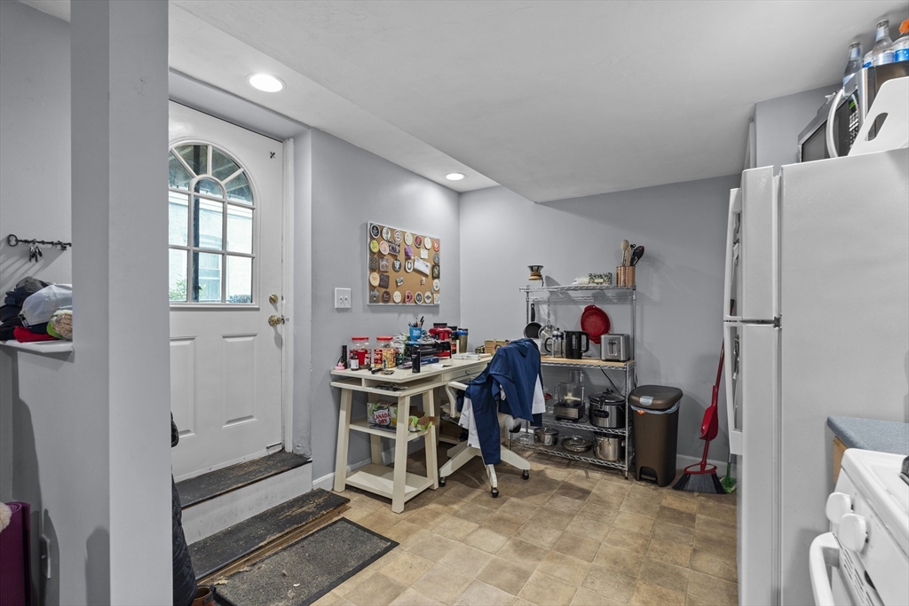 11 Gates, South Boston