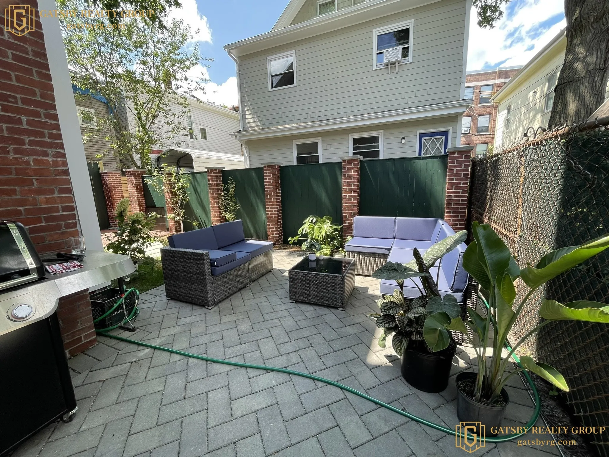 208 Windsor St, The Port
