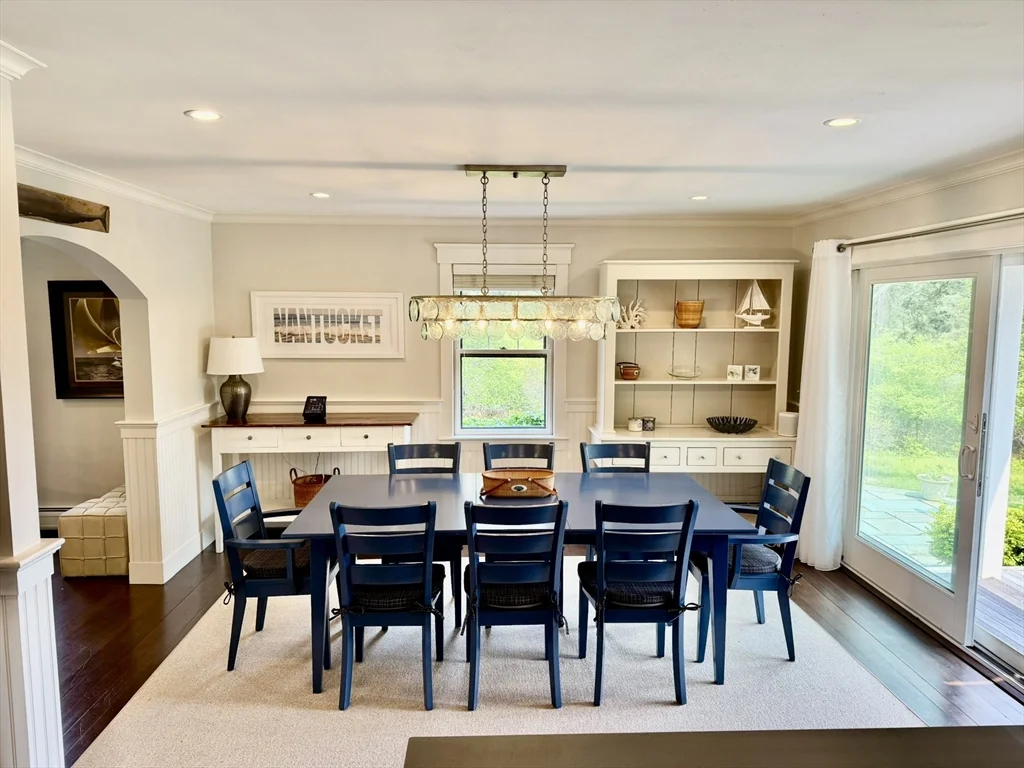 1A Pochick Ave, Nantucket