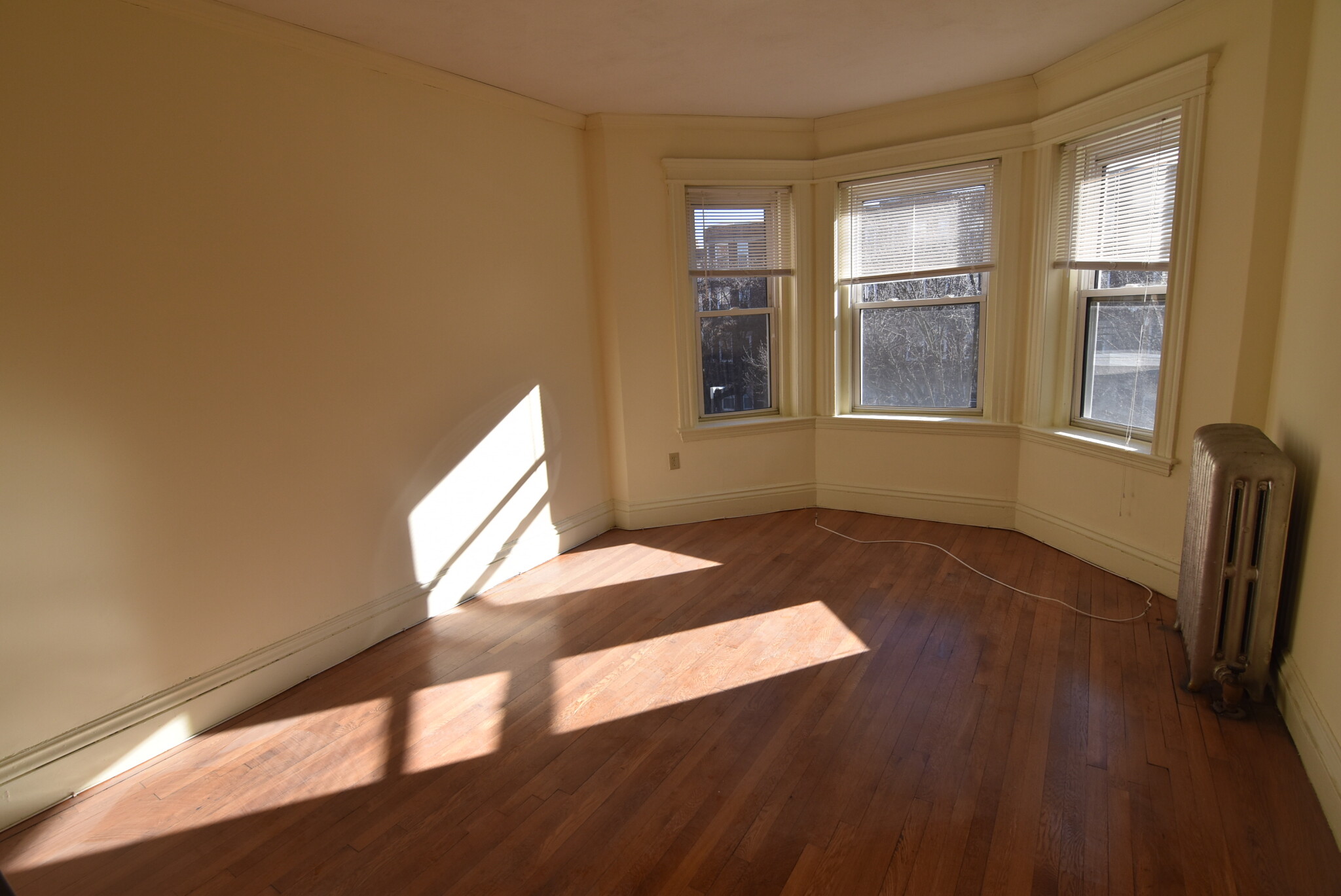 109 Queensberry St, Fenway