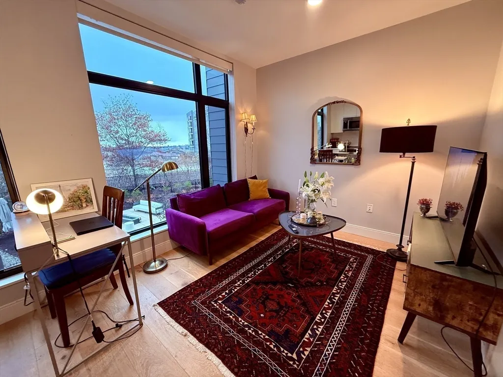 191 Washington St, Brighton